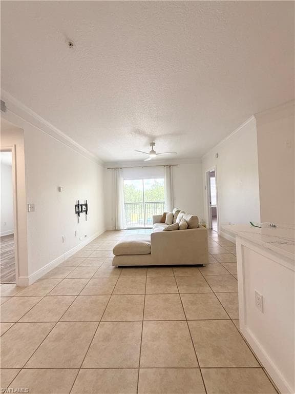 11500 Villa Grand 306-9