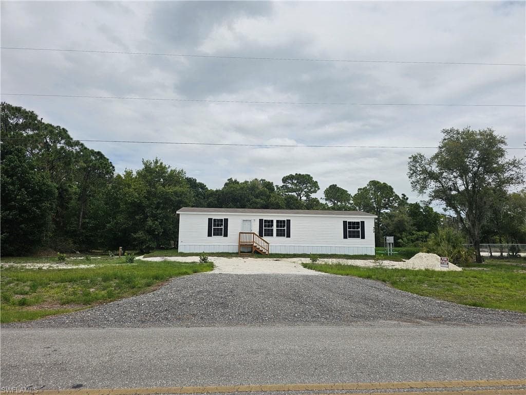 509 Bald Cypress AVE-1