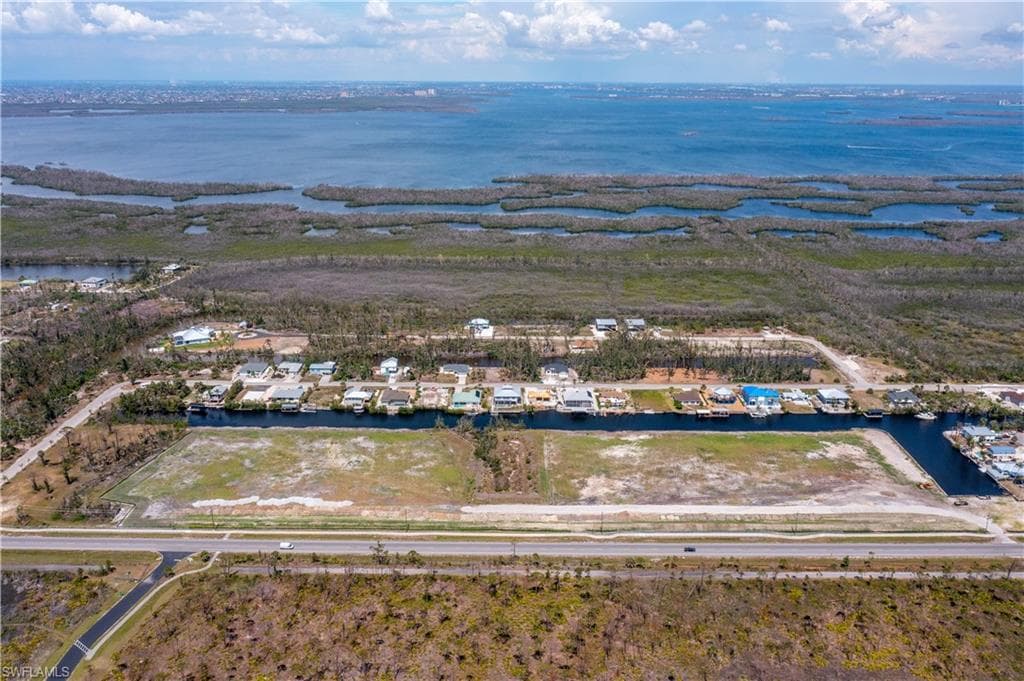 3810 Stringfellow RD-12
