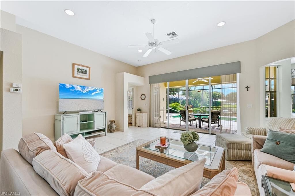 2259 Island Cove CIR-4