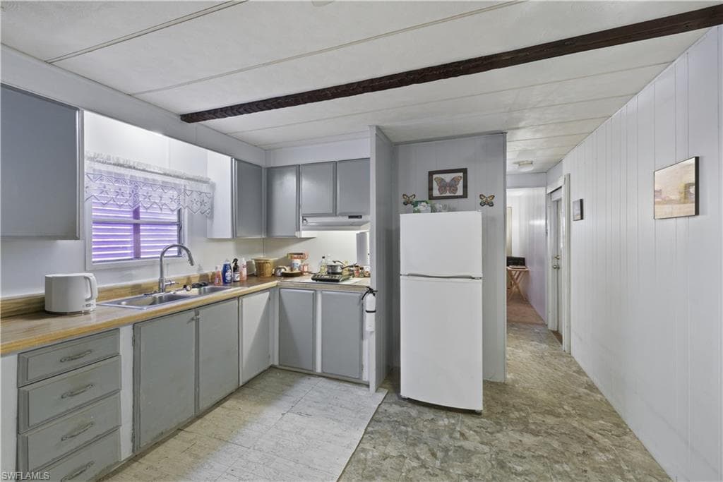 863 Manatee RD-21
