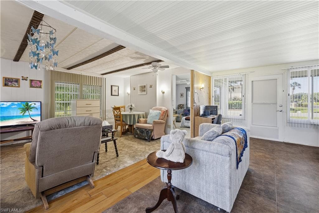 863 Manatee RD-6