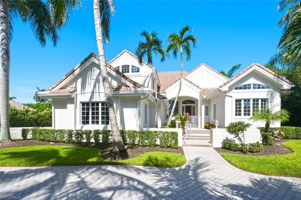 2540 Half Moon WALK-1