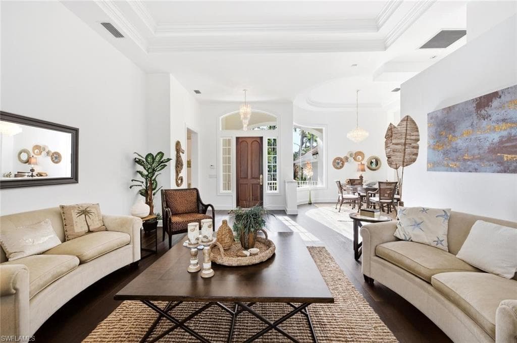 2540 Half Moon WALK-5