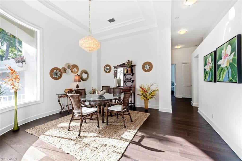 2540 Half Moon WALK-6