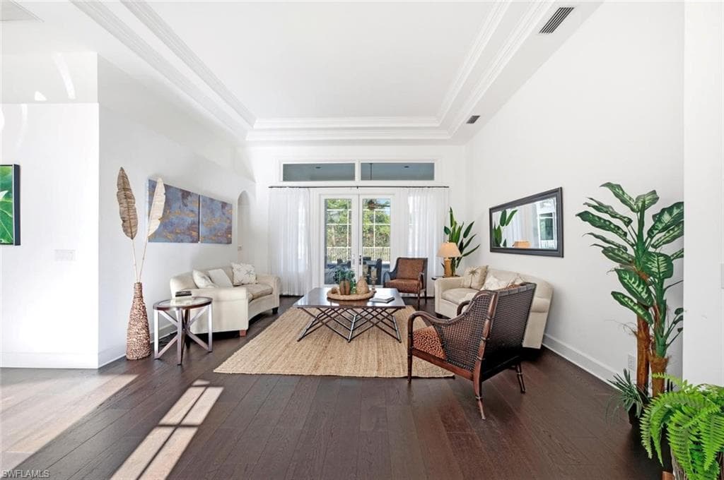 2540 Half Moon WALK-2