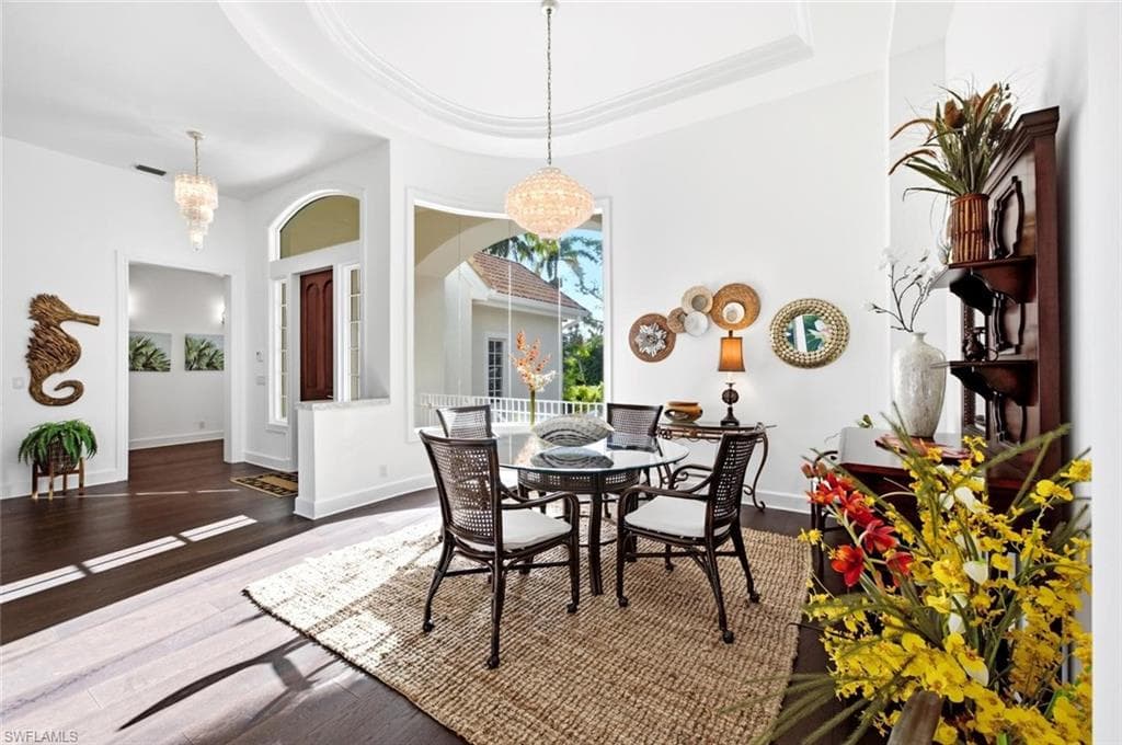 2540 Half Moon WALK-7