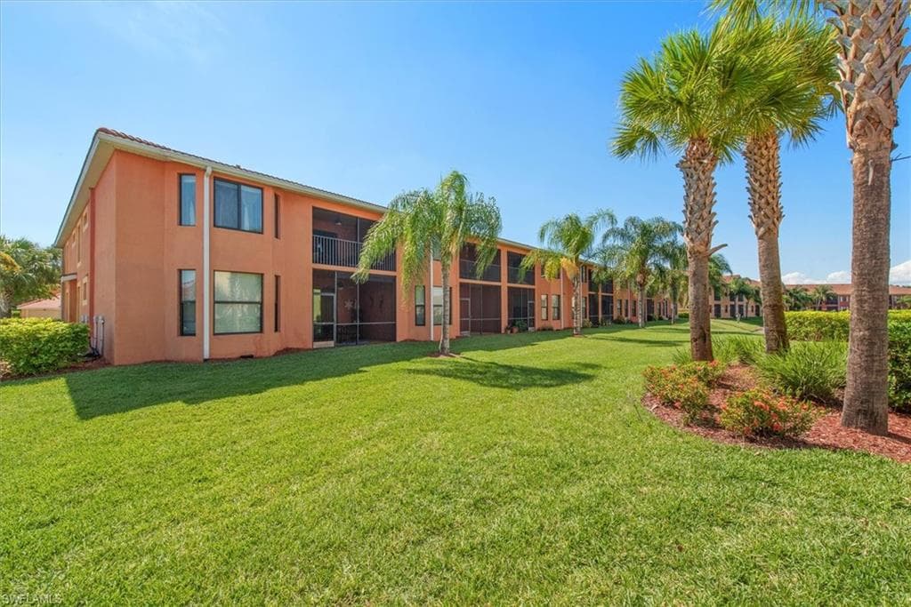 13750 Julias WAY 528-26