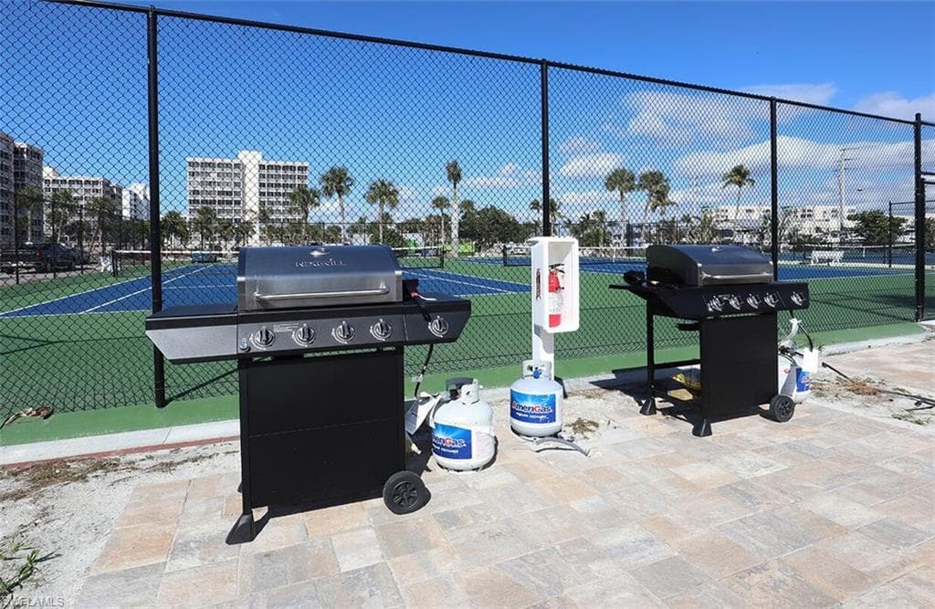 7300 Estero BLVD 606-26