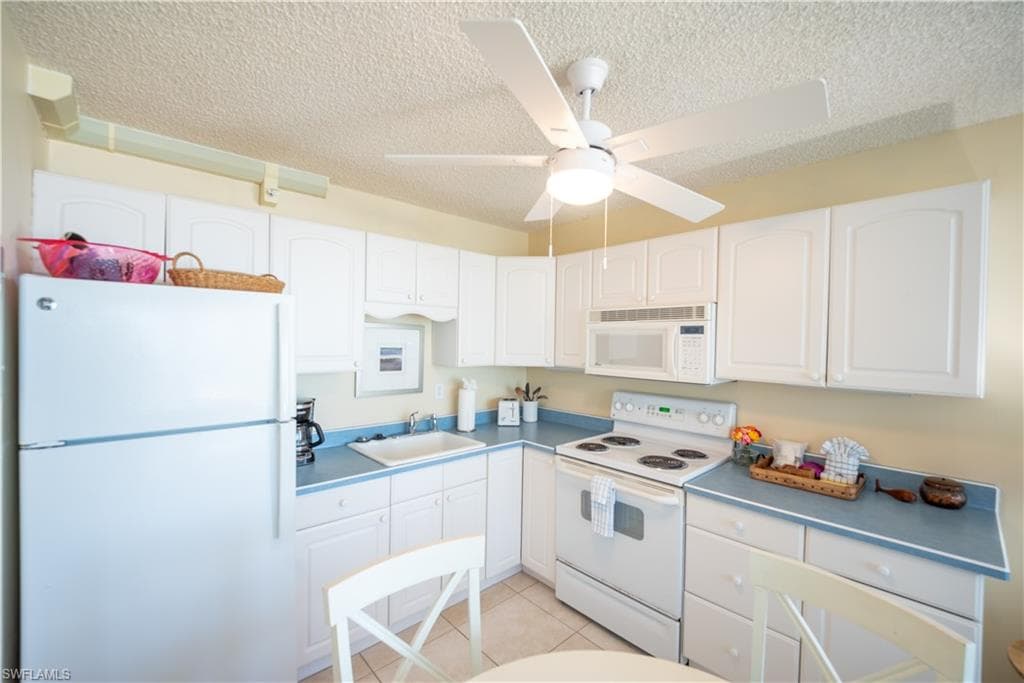 7300 Estero BLVD 606-9