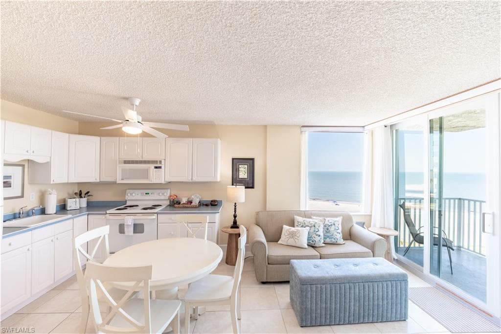 7300 Estero BLVD 606-7