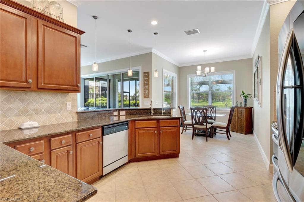11230 Suffield ST-11