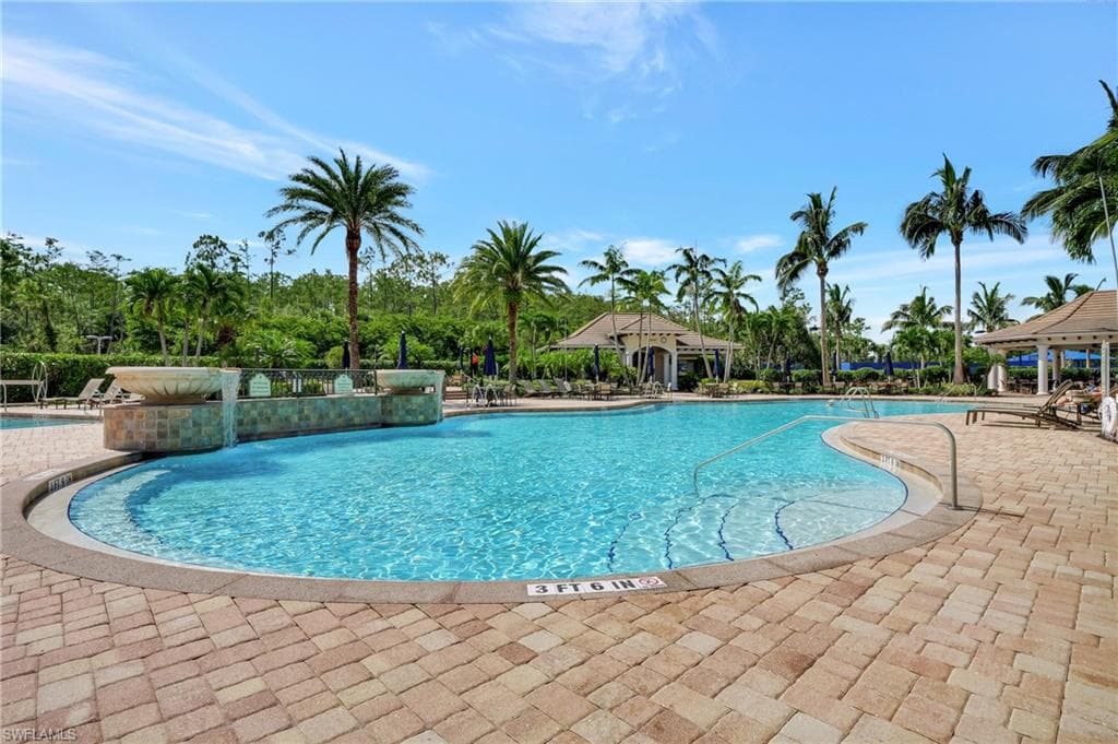 11230 Suffield ST-33