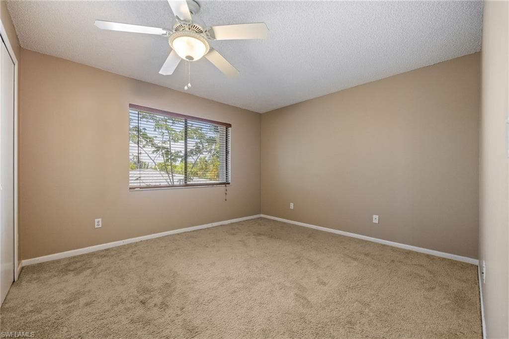 4928 Vincennes ST C8-26