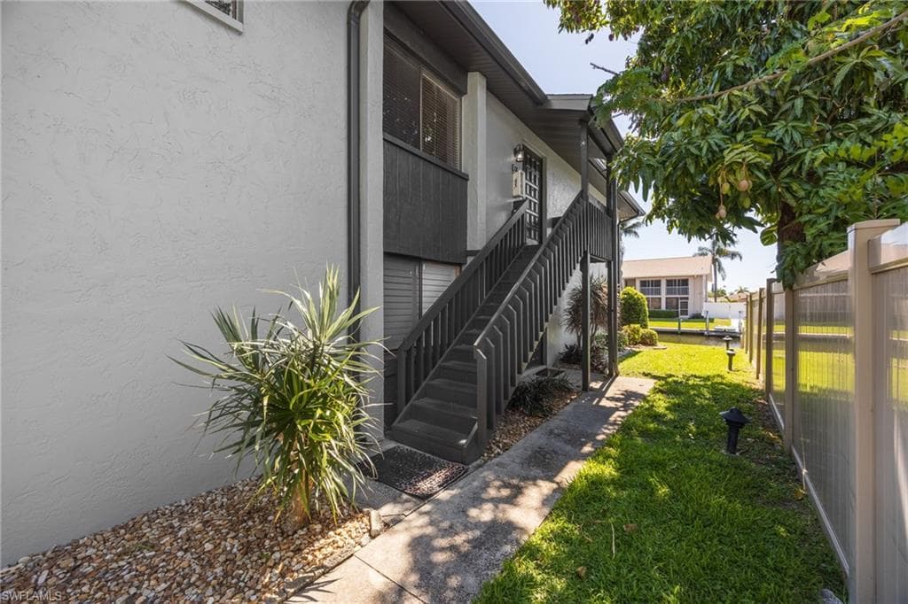 4928 Vincennes ST C8-12