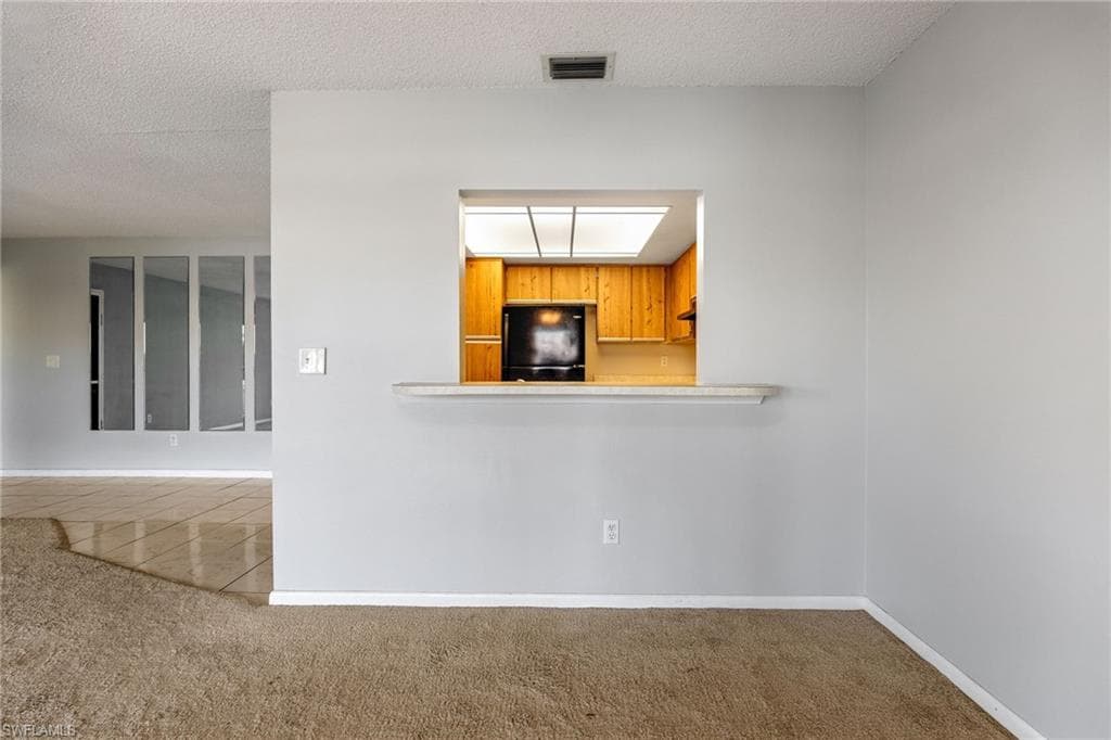 4928 Vincennes ST C8-17