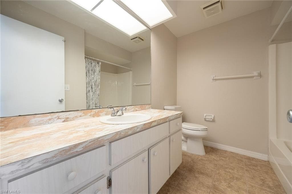 4928 Vincennes ST C8-30