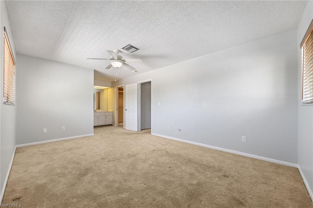 4928 Vincennes ST C8-24