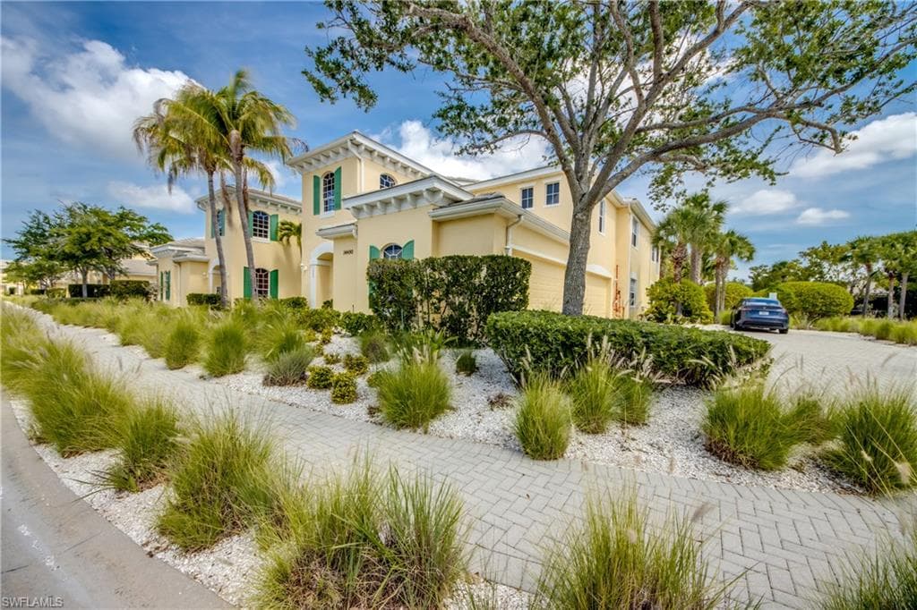 14490 Dolce Vista RD 202-5