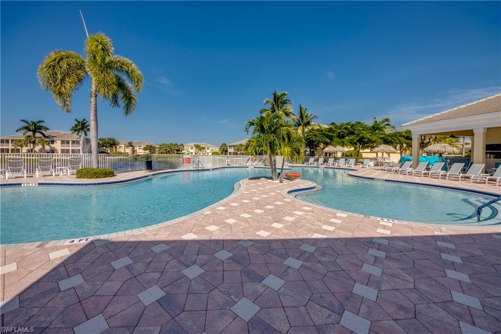 14490 Dolce Vista RD 202-44