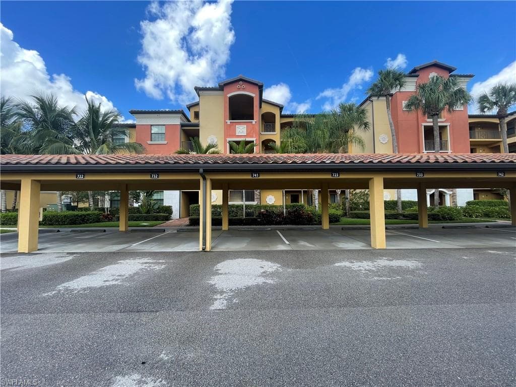 17981 Bonita National BLVD 734-2