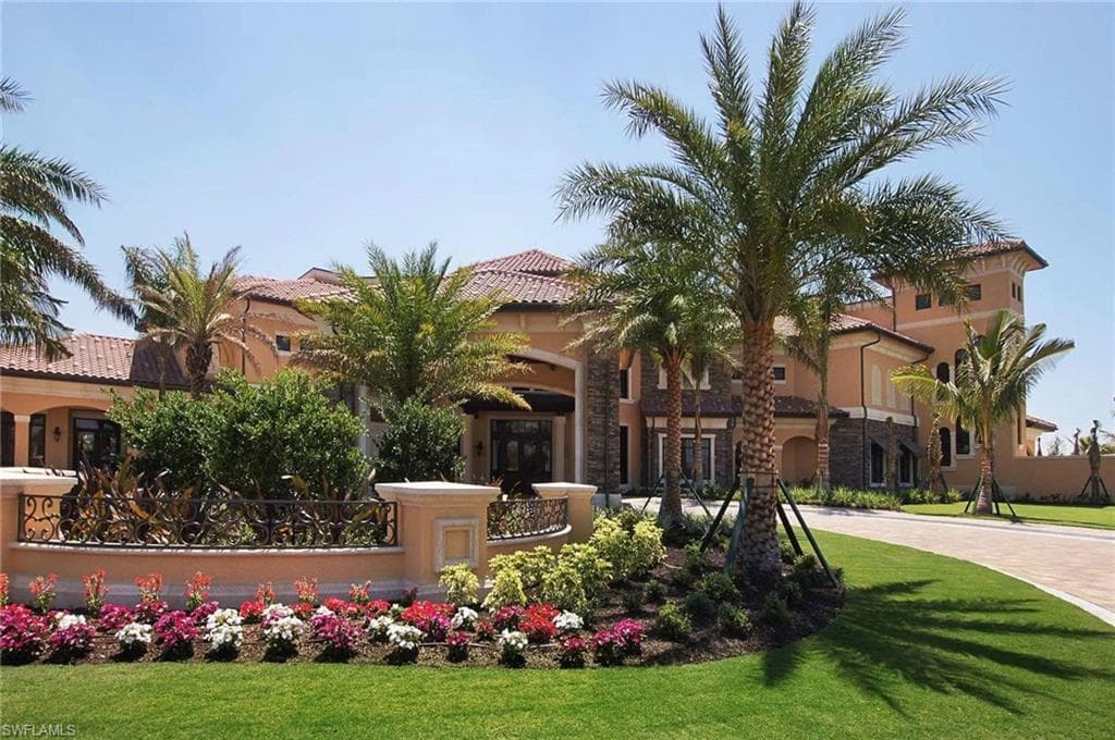 17981 Bonita National BLVD 734-24