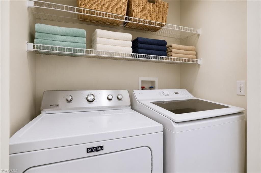 509 Robin Hood CIR 202-22