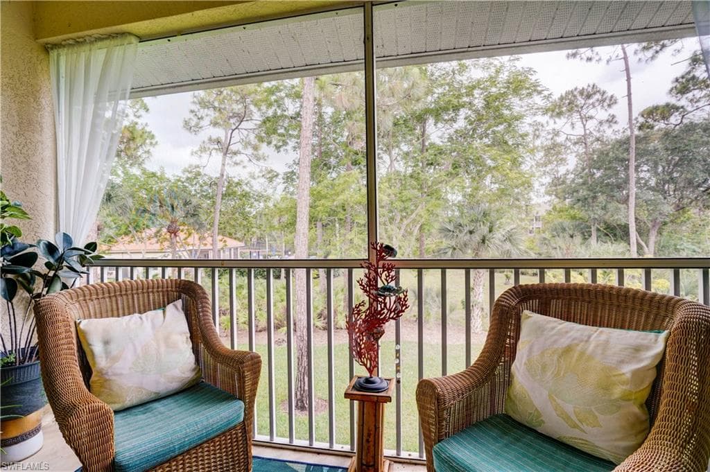 509 Robin Hood CIR 202-23