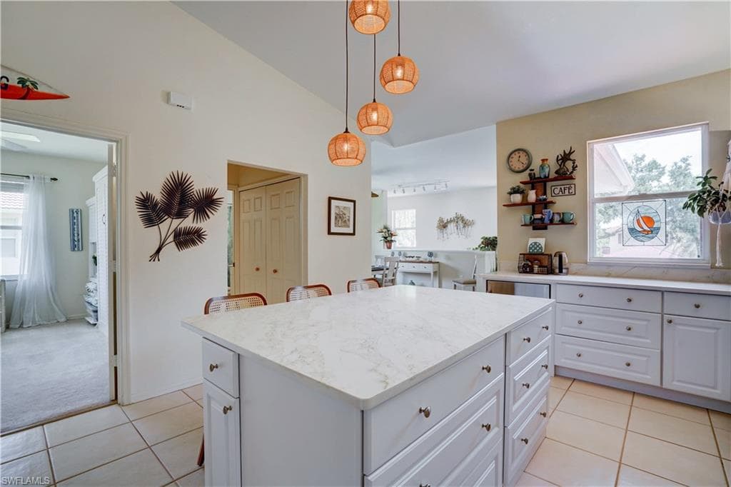 509 Robin Hood CIR 202-14