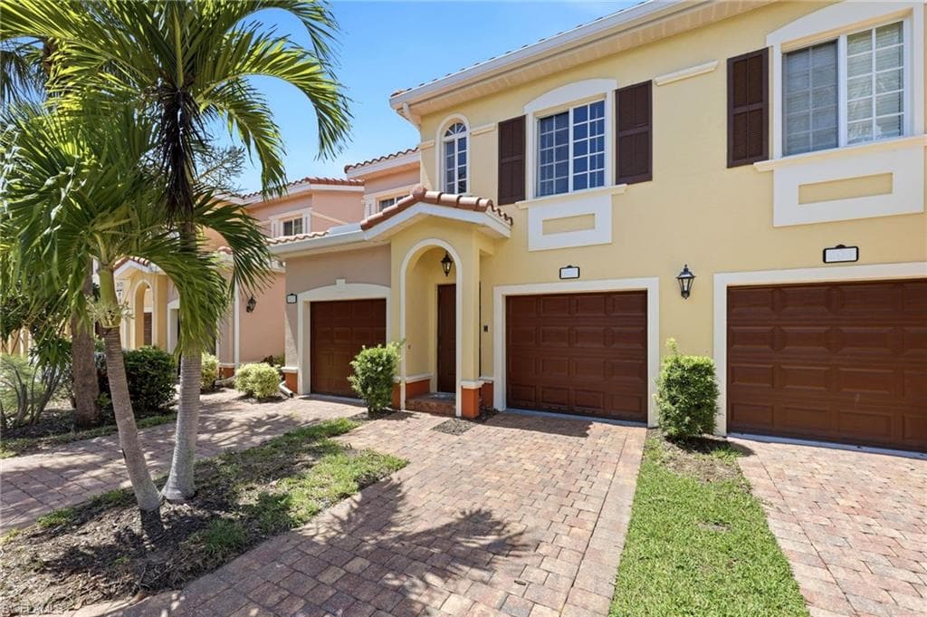 20321 Estero Gardens CIR 203-2