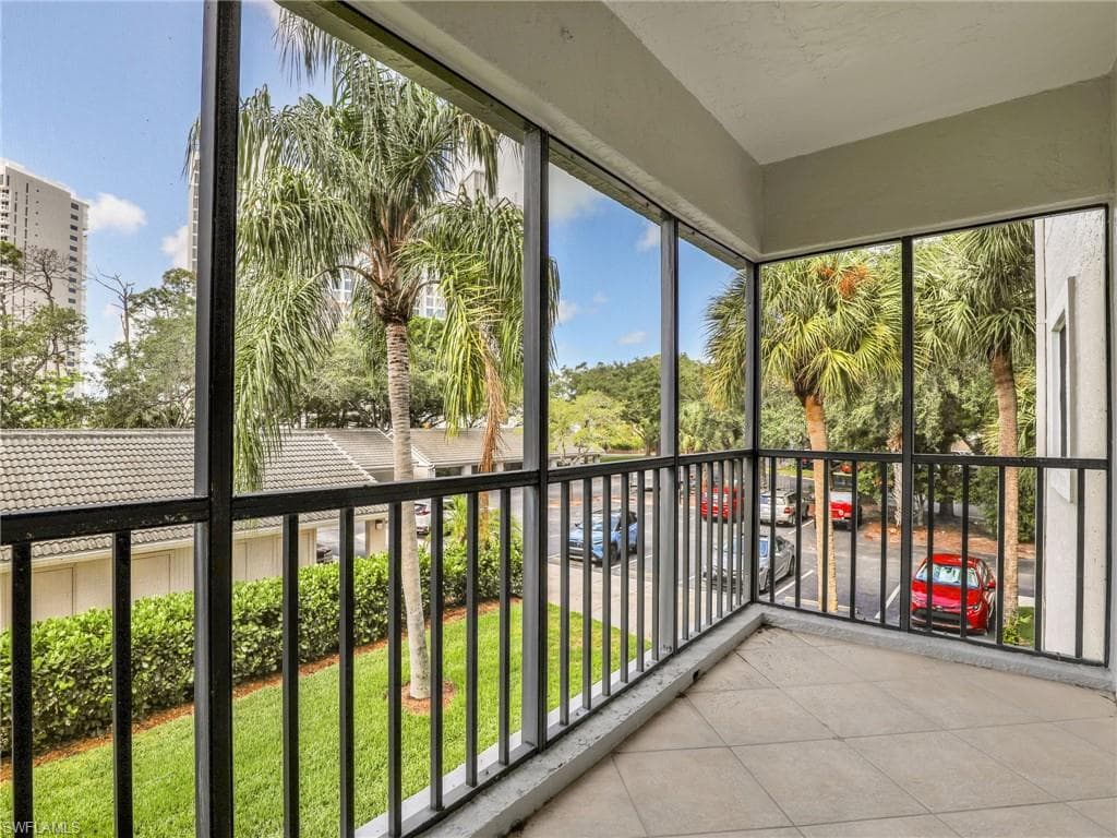 201 Arbor Lake DR 2-201-20