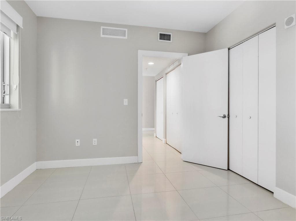 3000 Oasis Grand BLVD 2905-11