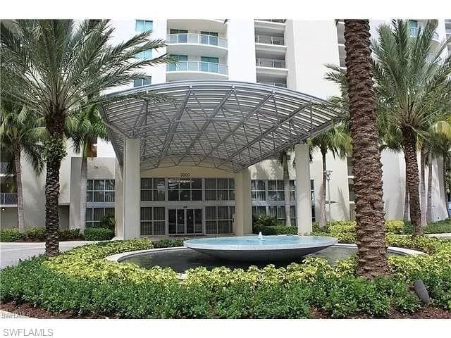 3000 Oasis Grand BLVD 2905-25