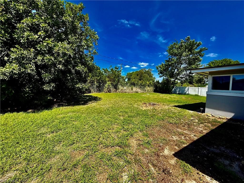 332 Dellwood AVE-22