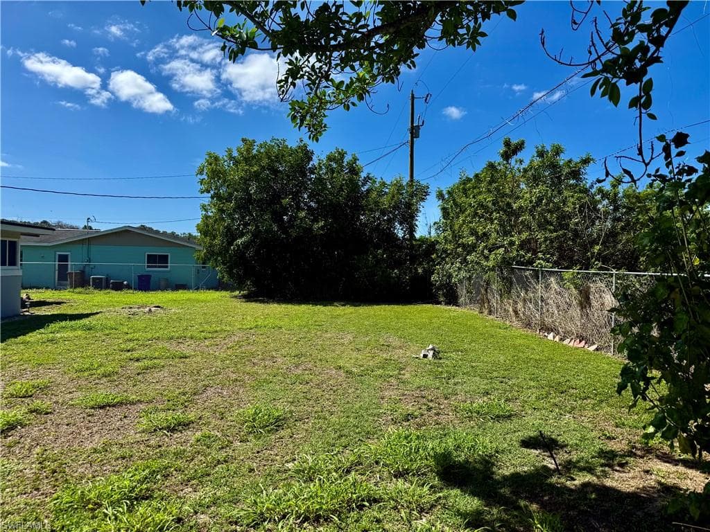 332 Dellwood AVE-26