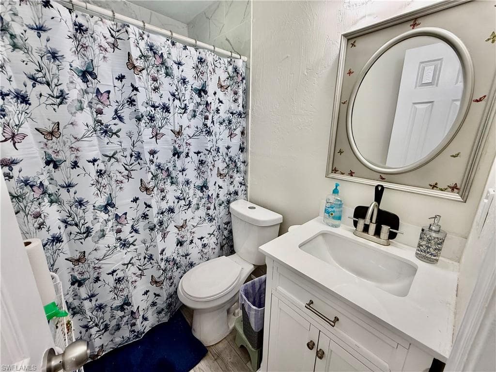 332 Dellwood AVE-16