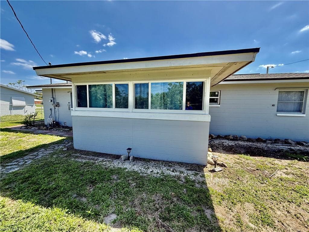332 Dellwood AVE-25