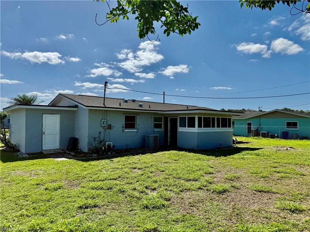 332 Dellwood AVE-24