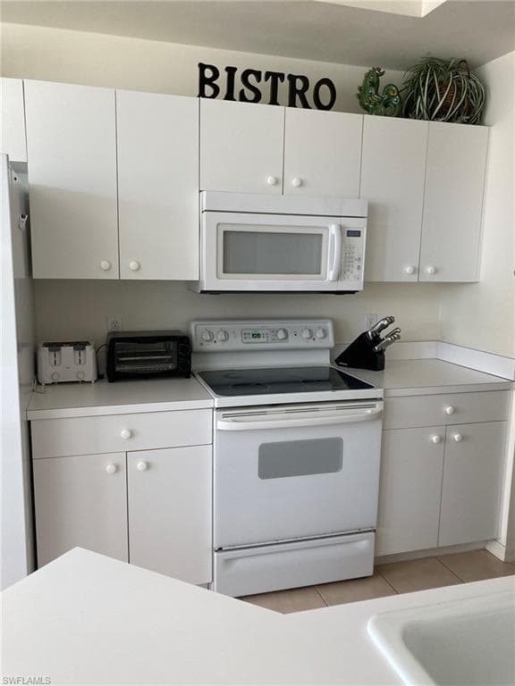 2855 Cypress Trace CIR 102-18