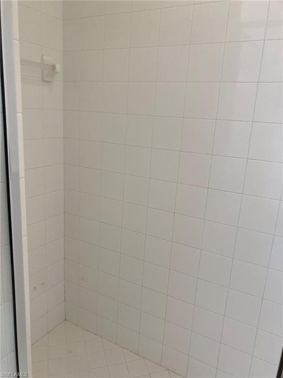 2855 Cypress Trace CIR 102-43