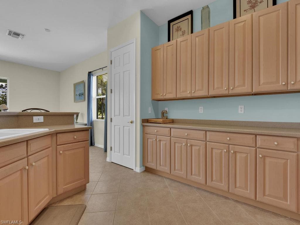 2314 Bainmar DR-8