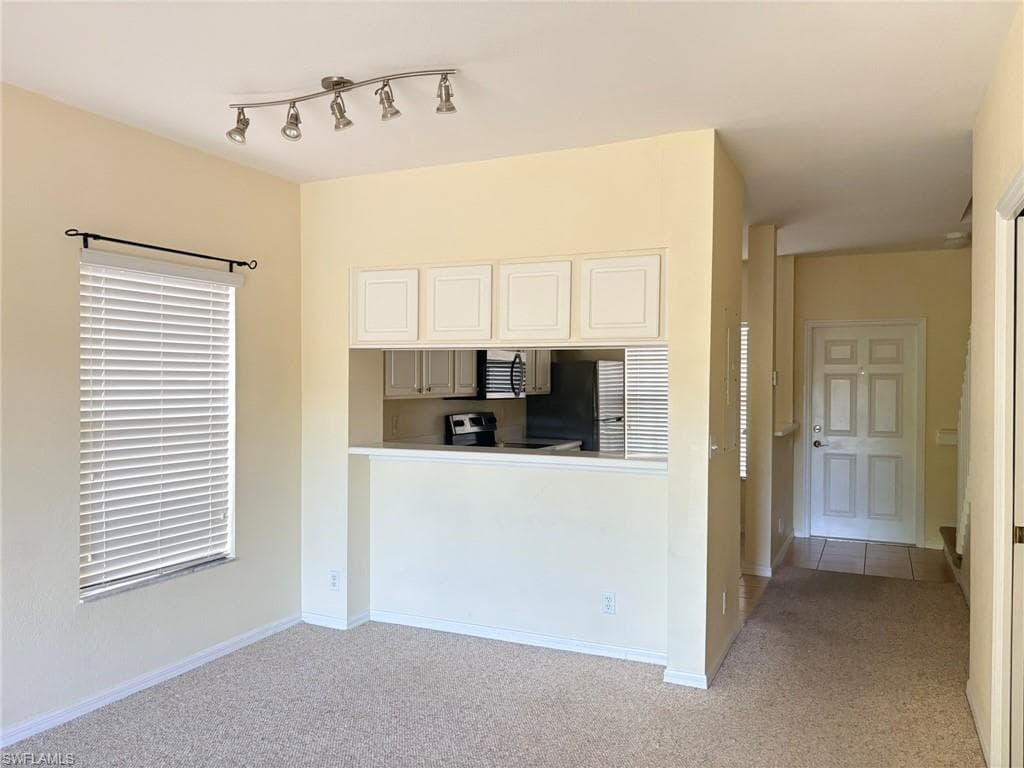 8162 Pacific Beach DR-4