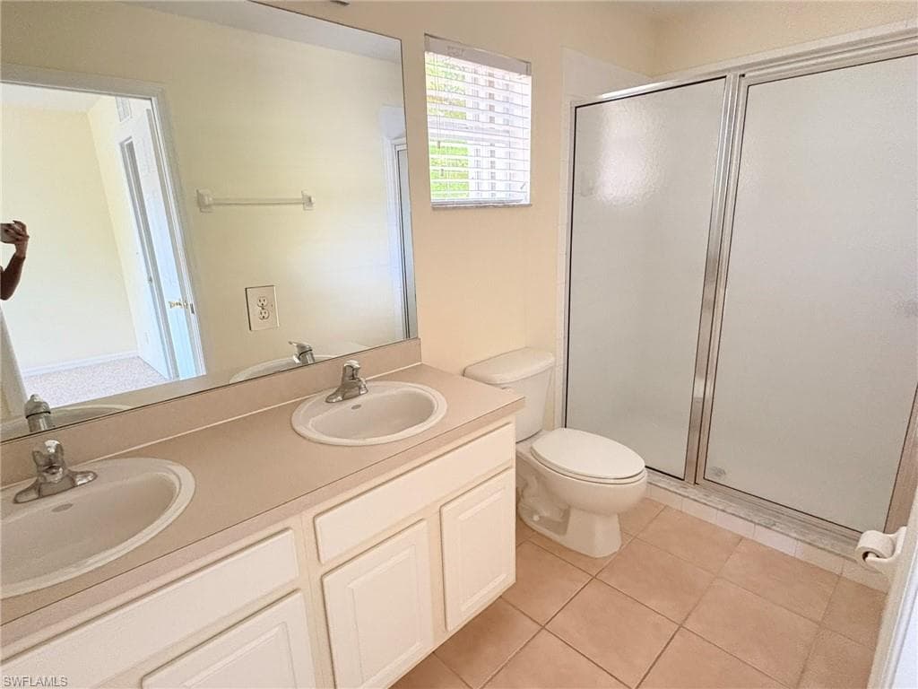 8162 Pacific Beach DR-14