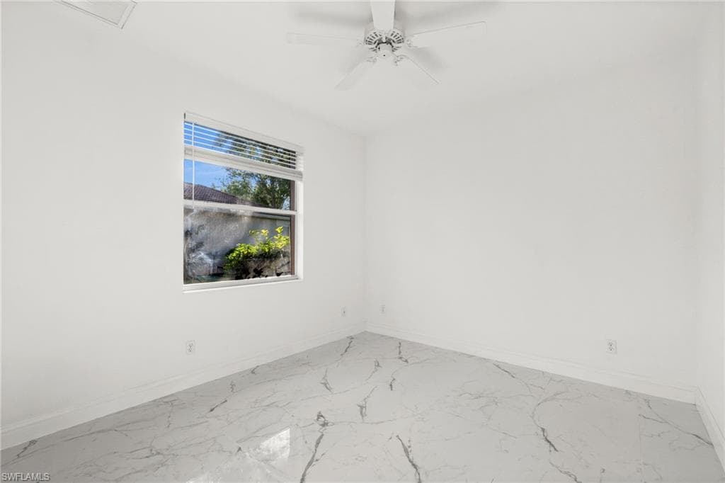 3972 Ruxton RD-26