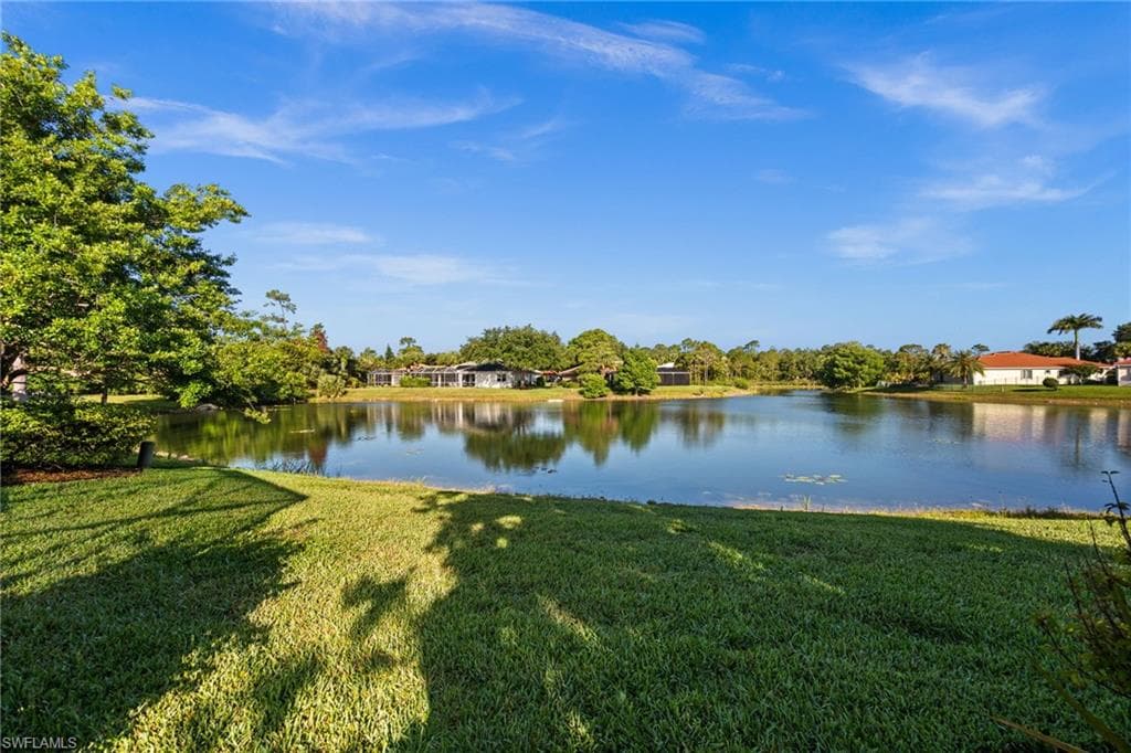 3972 Ruxton RD-36