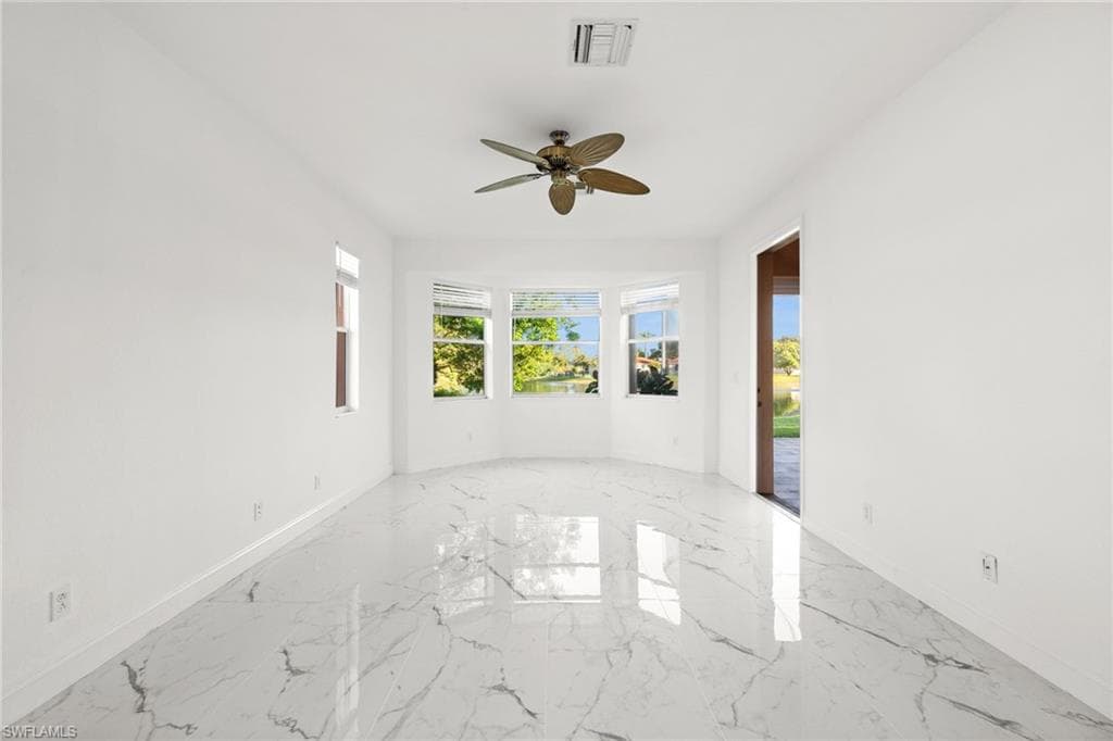 3972 Ruxton RD-14