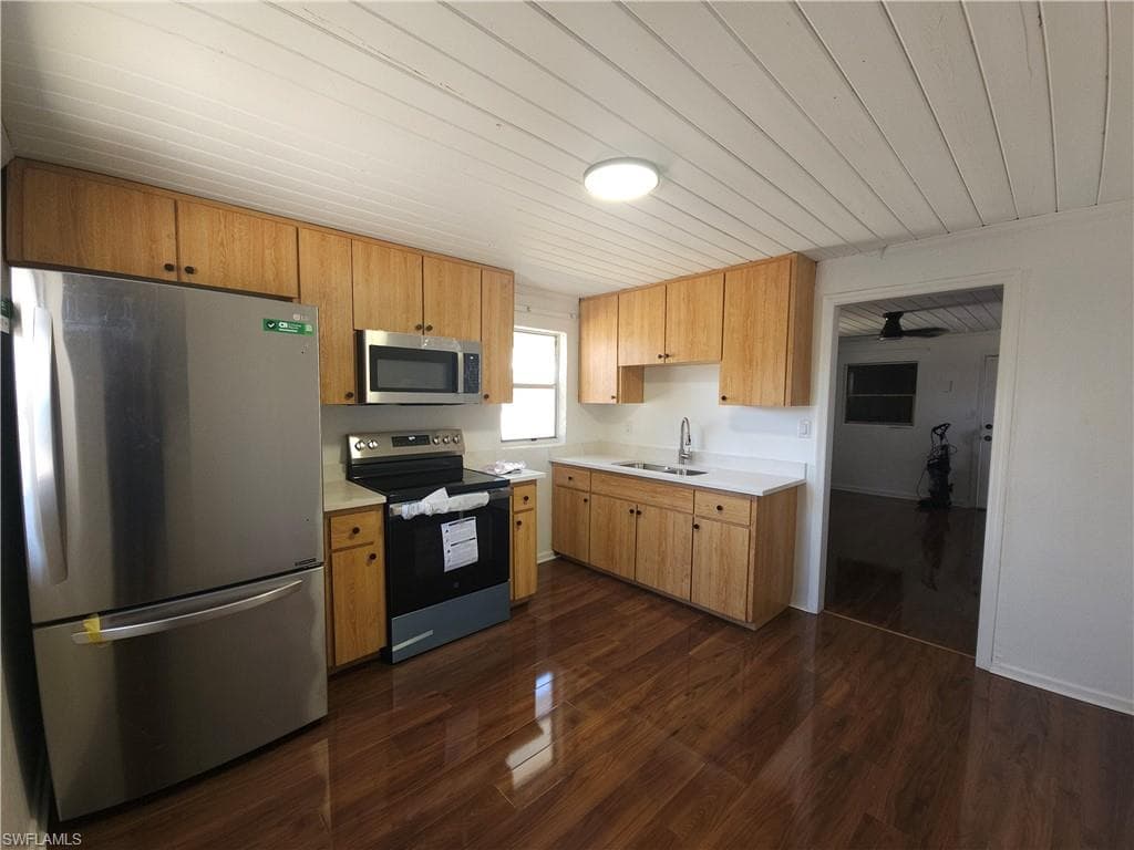 2657 Lafayette ST-3