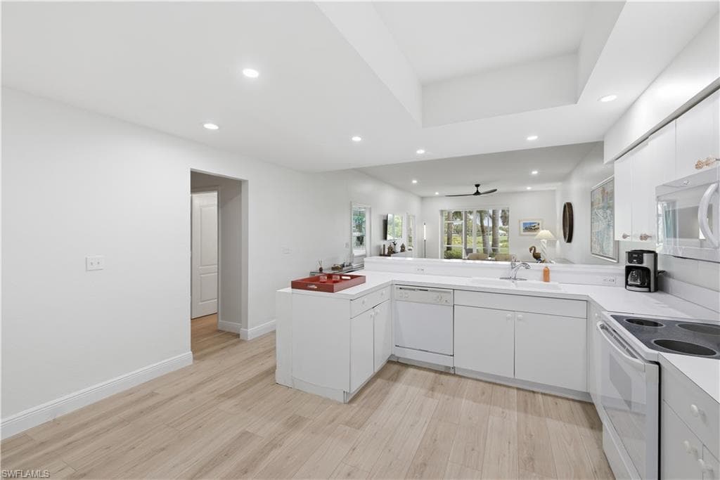 26751 Clarkston DR 102-11