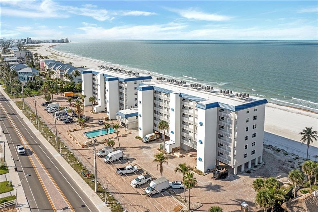 5100 Estero BLVD 6B3-21