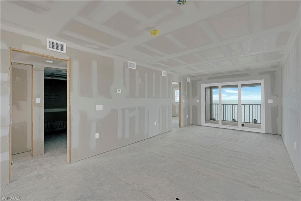 5100 Estero BLVD 6B3-6